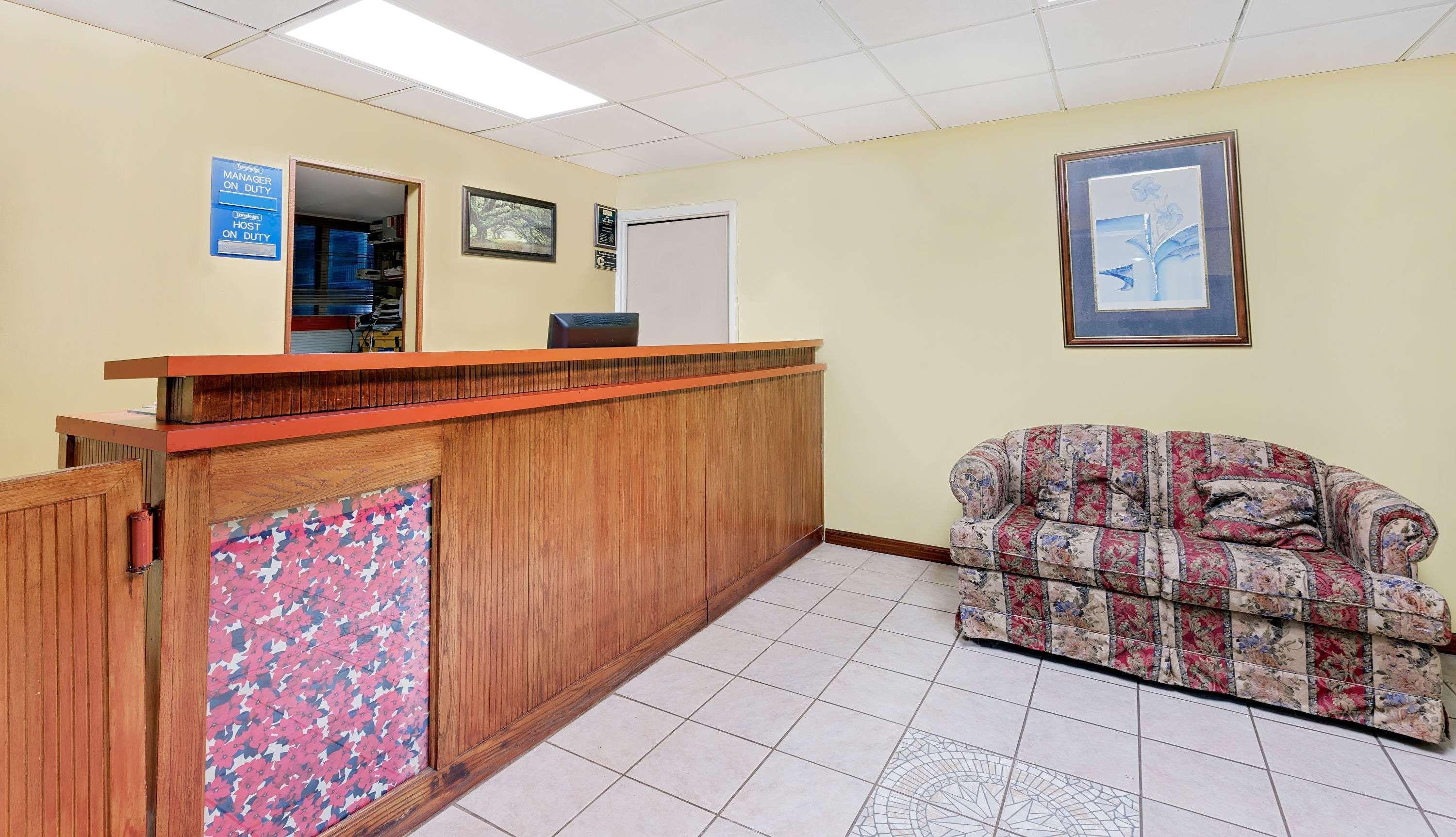 Travelodge By Wyndham Chambersburg Dış mekan fotoğraf